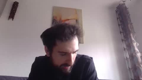 laraaan online show from November 30, 12:18 pm