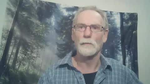 Snapshot of larbie chatting on February 22, 11:13 am Larbie online show from February 22, 11:13 am