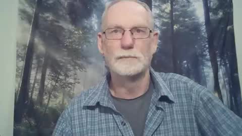 Snapshot of larbie chatting on January 17, 12:10 pm Larbie online show from January 17, 12:10 pm