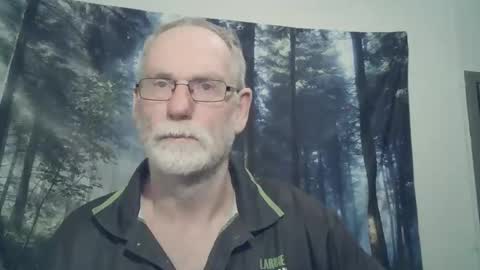 Snapshot of larbie chatting on January 26, 3:36 pm Larbie online show from January 26, 3:36 pm