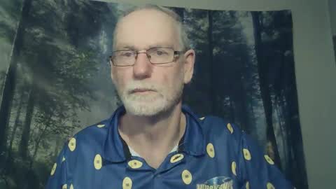 Snapshot of larbie chatting on January 12, 6:06 am Larbie online show from January 12, 6:06 am