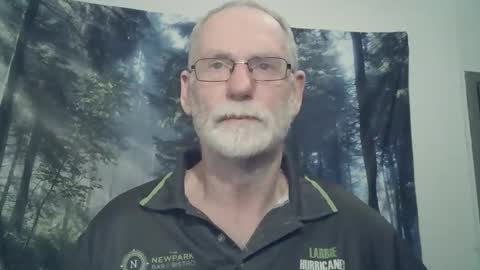 Snapshot of larbie chatting on January 23, 10:54 am Larbie online show from January 23, 10:54 am