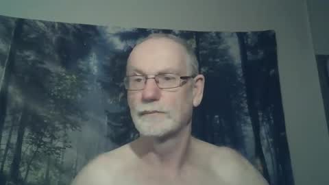Snapshot of larbie chatting on January 11, 11:23 am Larbie online show from January 11, 11:23 am