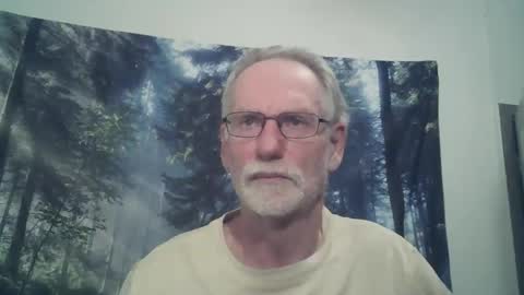 Snapshot of larbie chatting on March 7, 10:02 am Larbie online show from March 7, 10:02 am