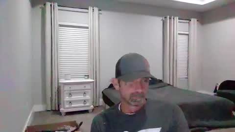 larry77733217 online show from March 16, 1:56 am