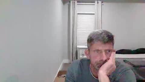 larry77733217 online show from December 17, 2:19 am