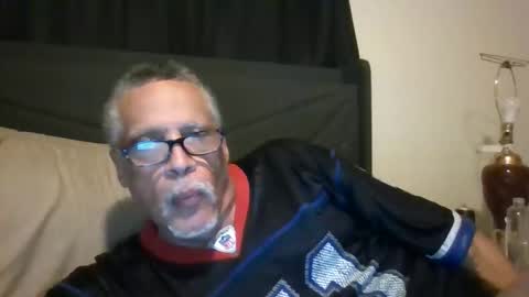 larrymb777 online show from November 27, 2:59 am