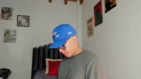 lass_nazar online show from October 14, 1:01 am