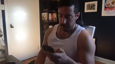 Latenightlunch online show from May 22, 1:27 pm