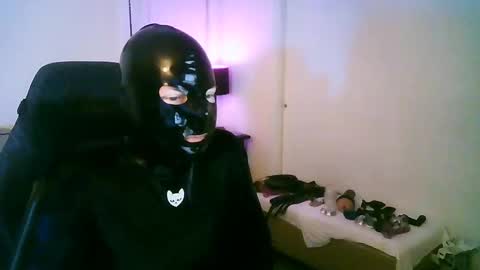 latexminheadroom online show from October 16, 3:03 am