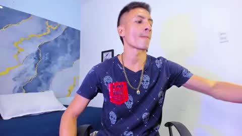 crissex  online show from October 16, 11:51 am