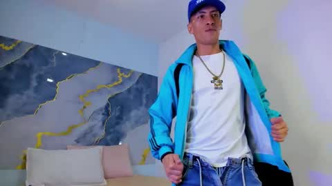 crissex  online show from October 20, 12:31 pm