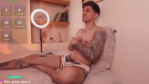 latin_green_eyes_ online show from September 29, 11:22 pm