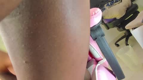 kay online show from June 8, 12:39 pm