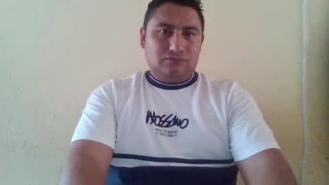 latin_man18 online show from February 15, 6:44 pm