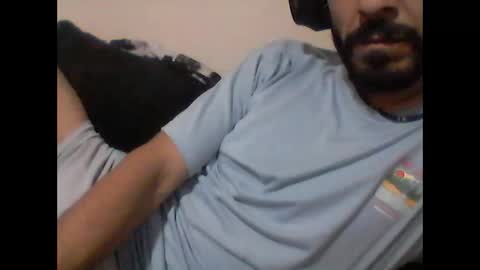 latinbigcuu online show from November 28, 6:49 am