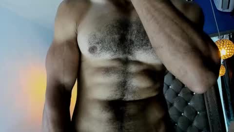 Snapshot of latinhotboys1 chatting on February 19, 8:33 am Zeus online show from February 19, 8:33 am