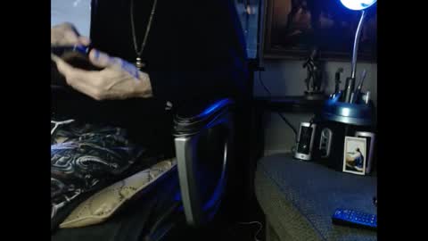 latinlover513 online show from December 14, 9:56 pm