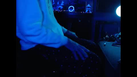 latinlover513 online show from February 22, 6:39 am