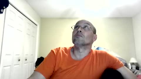 latinoinfla online show from March 1, 9:25 pm