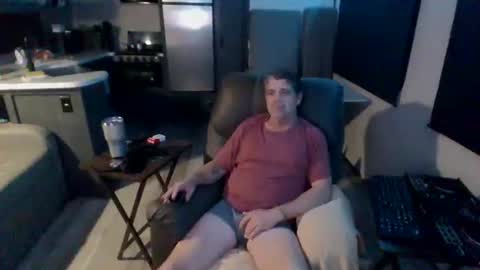 Snapshot of latniter742349 chatting on January 31, 6:46 am latniter online show from January 31, 6:46 am