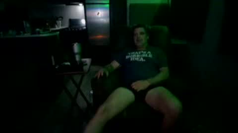 Snapshot of latniter742349 chatting on March 10, 4:49 am latniter online show from March 10, 4:49 am