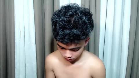 laurence_cuttieguyhere online show from March 4, 6:26 pm