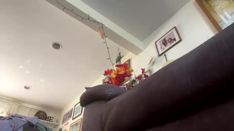 lawrencegreg106 online show from April 26, 7:32 pm