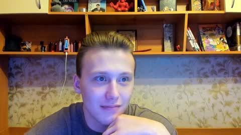 Snapshot of lazaret1k chatting on February 5, 9:15 am Vladi online show from February 5, 9:15 am