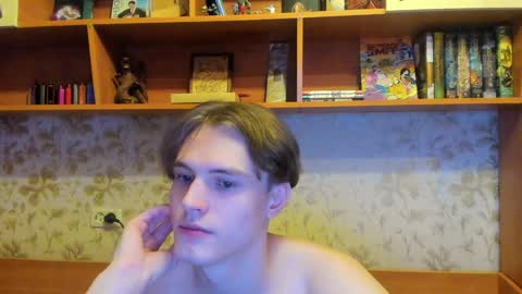 Snapshot of lazaret1k chatting on December 18, 7:19 pm Vladi online show from December 18, 7:19 pm