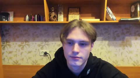 Snapshot of lazaret1k chatting on December 13, 6:49 pm Vladi online show from December 13, 6:49 pm