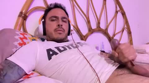 leafar_volkov online show from October 16, 3:58 am