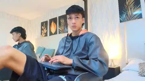 Lean online show from March 12, 12:51 am