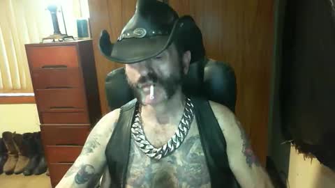 leathergreaser online show from January 17, 10:22 pm