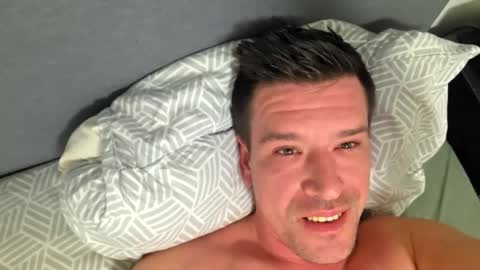 leatherjacketlove online show from February 2, 9:23 pm