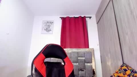 Snapshot of lebron_millionss chatting on September 19, 2:12 am lebron millionss online show from September 19, 2:12 am