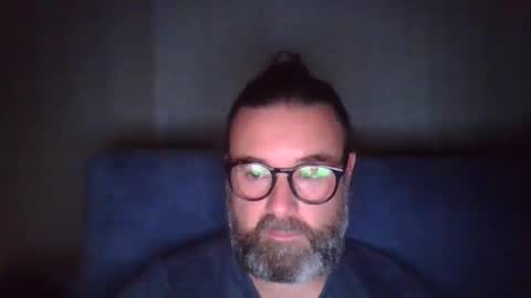 lecheare28 online show from March 1, 8:42 pm