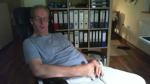 Dave online show from November 15, 1:29 am