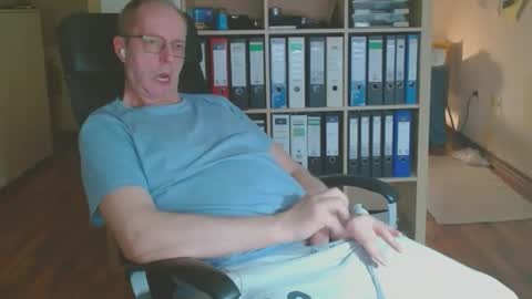 Dave online show from February 19, 11:23 pm