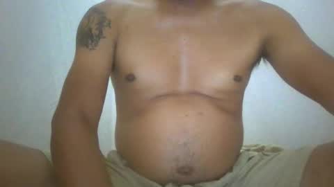Snapshot of len0n_ chatting on October 3, 5:56 am Lenon online show from October 3, 5:56 am