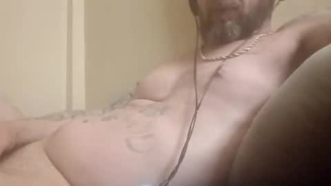 lenny6997210 online show from November 16, 10:45 pm