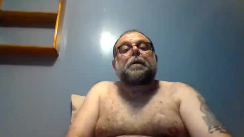 leo71313 online show from October 16, 4:09 am