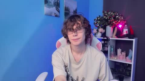 Leo online show from October 15, 3:30 pm