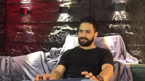 Leo  Diaz online show from October 23, 2:37 am