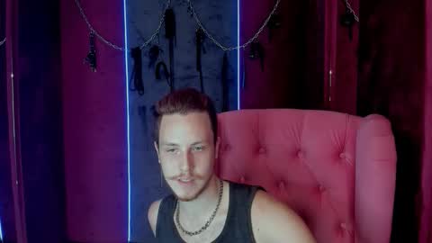 Leo online show from October 16, 5:10 pm