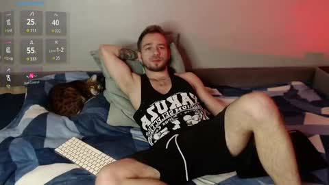 Snapshot of leo_stephens chatting on February 20, 2:57 pm leo_stephens online show from February 20, 2:57 pm