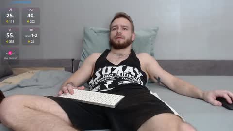 Snapshot of leo_stephens chatting on December 20, 2:16 pm leo_stephens online show from December 20, 2:16 pm