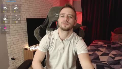 Snapshot of leo_stephens chatting on March 2, 2:15 pm leo_stephens online show from March 2, 2:15 pm