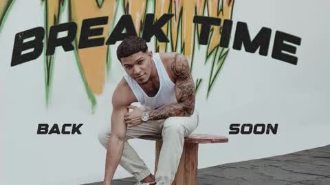 Leo independent model online show from January 6, 1:20 am