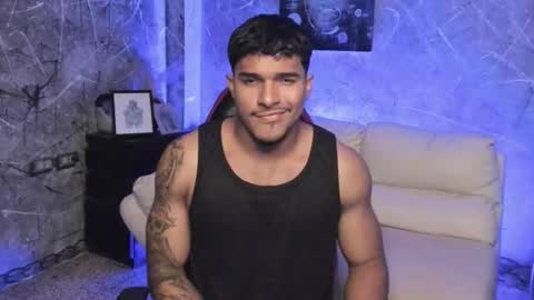 Leo independent model online show from November 22, 1:16 am